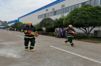 蒙牛乳业(当阳)有限责任公司 消防技能大比武筑牢安全发展防火墙